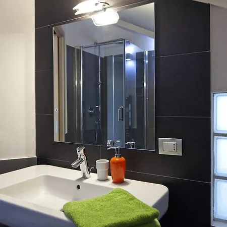 公寓 Incantevole Mansarda Al Centro Storico *