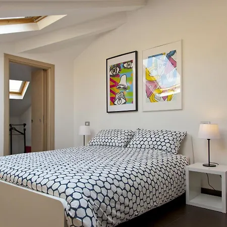 公寓 Incantevole Mansarda Al Centro Storico *