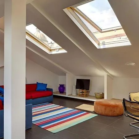 Incantevole Mansarda Al Centro Storico 公寓