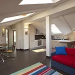 شقة Incantevole Mansarda Al Centro Storico *
